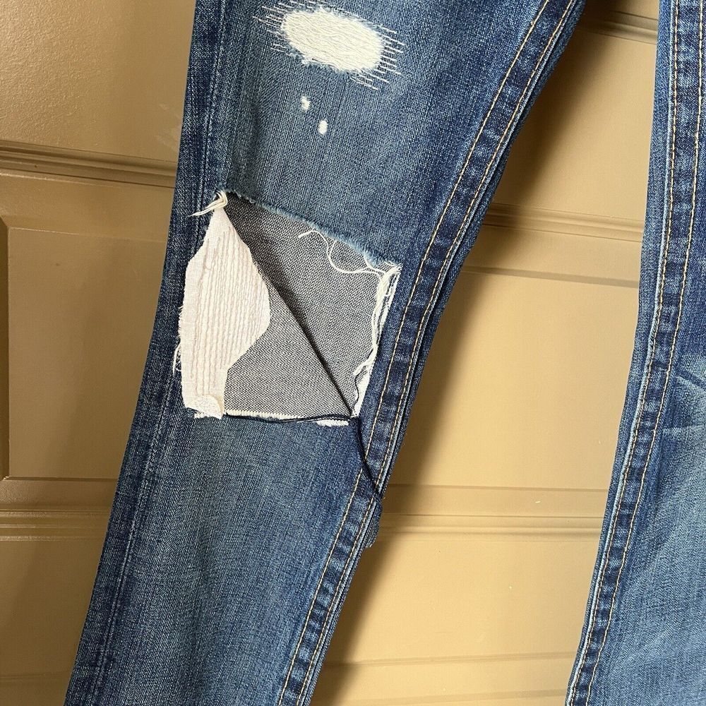 True Religion Jeans Women’s 26 Disco Billy Big T Flap Pockets Distressed - Picture 11 of 13